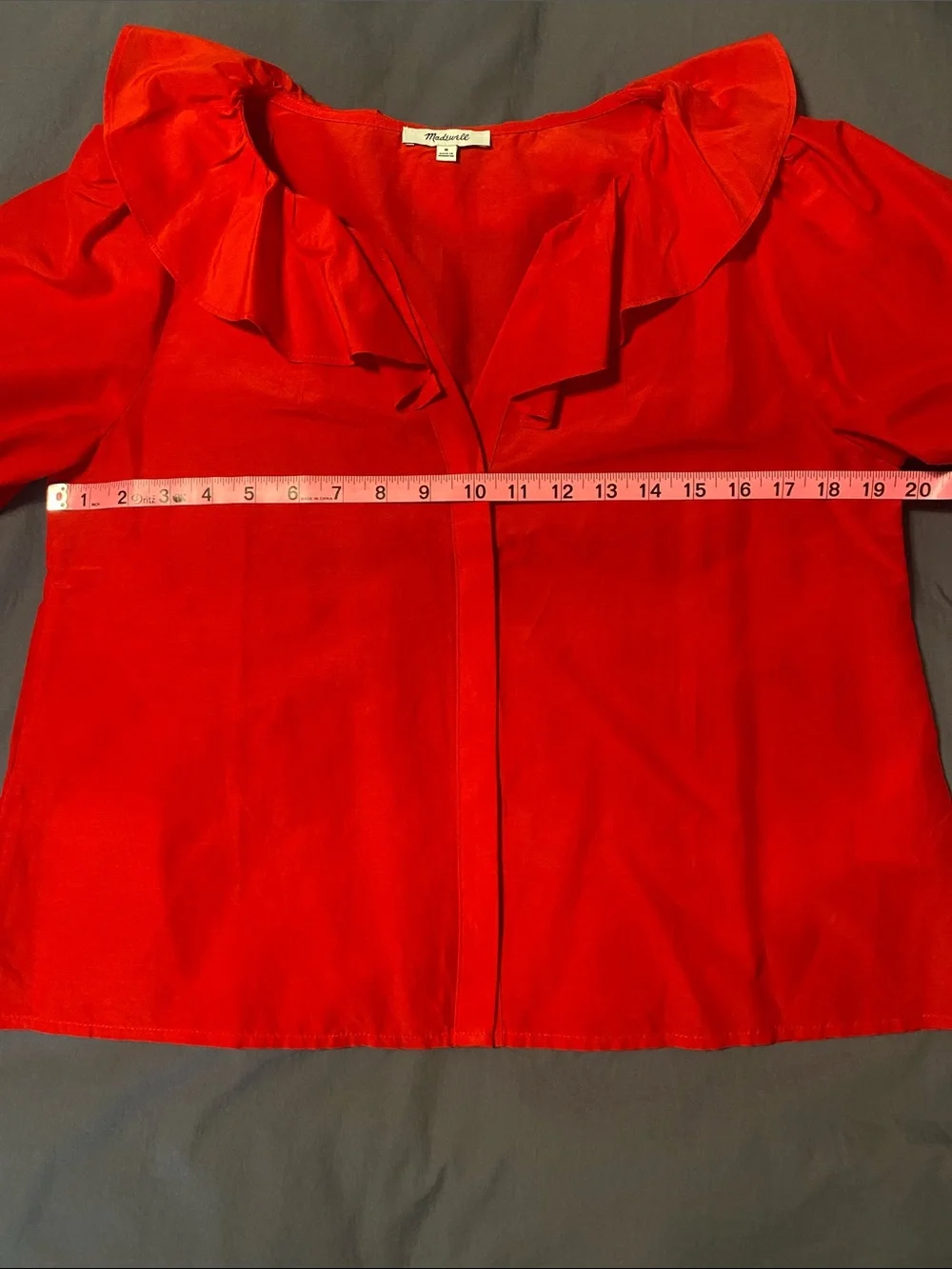 Madewell Ruffled Y-Neck Top in Cotton-Silk in Festival Red